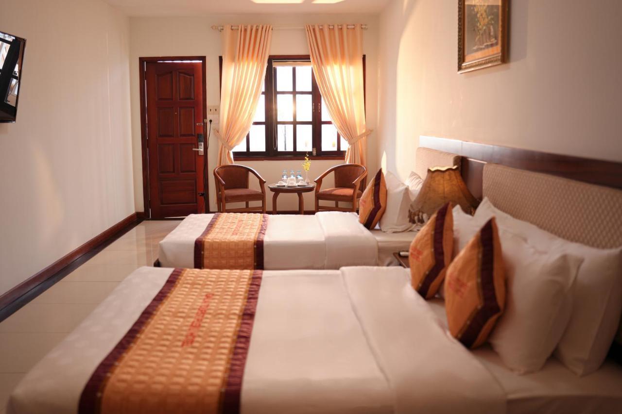 Pleiku Hotel Exterior foto